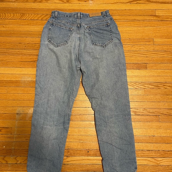 Midwash Mom Jeans - Picture 5 of 5